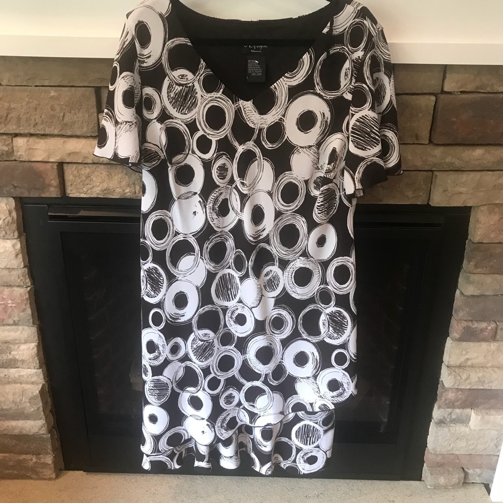 Dress Brown and white. Dressy 20w